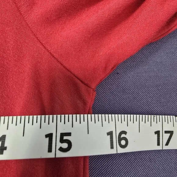 Elegant Red Long Sleeve Top - Picture 6 of 7